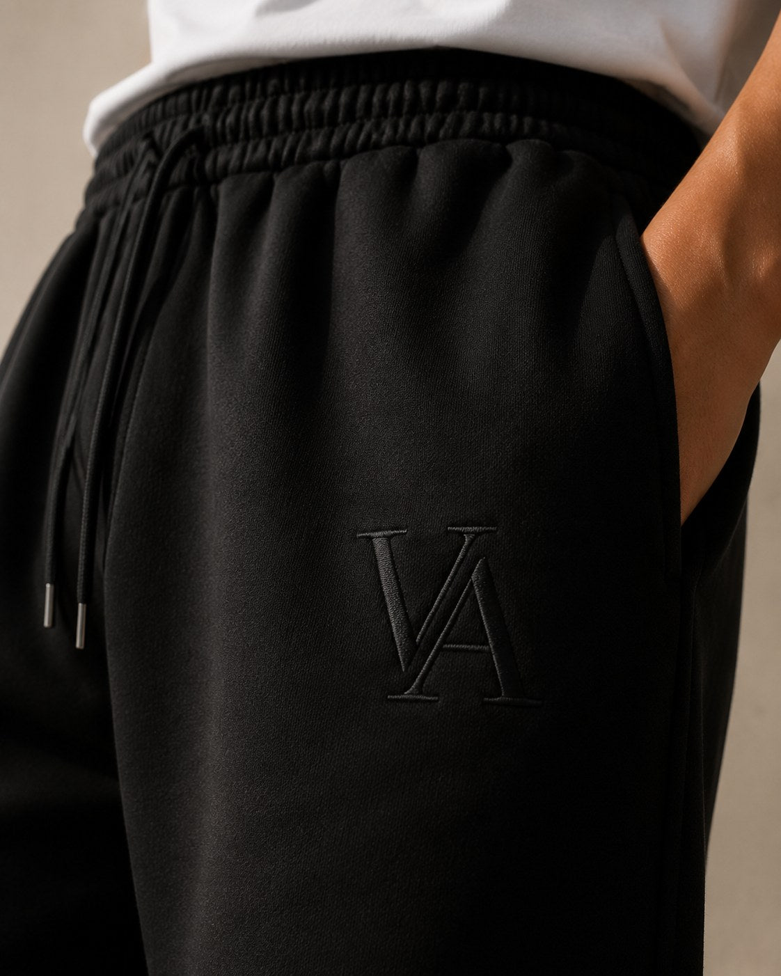 VAELO Foundation Sweatpant in Black — pocket and fabric detail